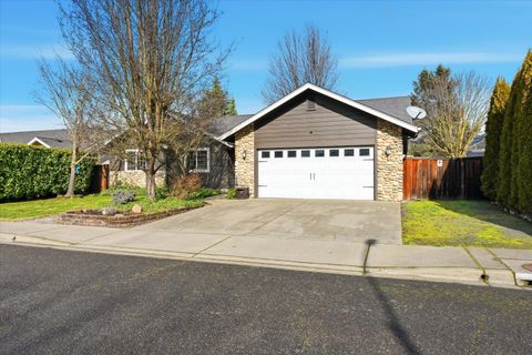 Tiny photo for 2074 SE Kayleigh Way, Grants Pass, OR 97526 (MLS # 220215172)