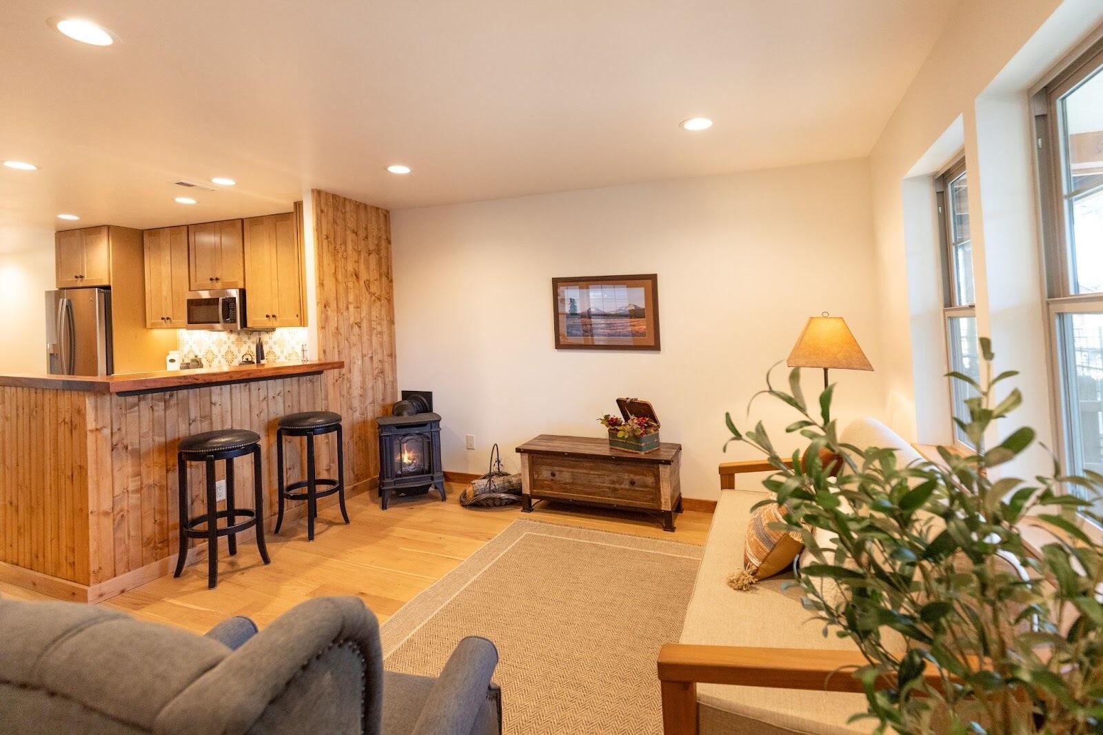 347 W Jefferson Avenue 6700