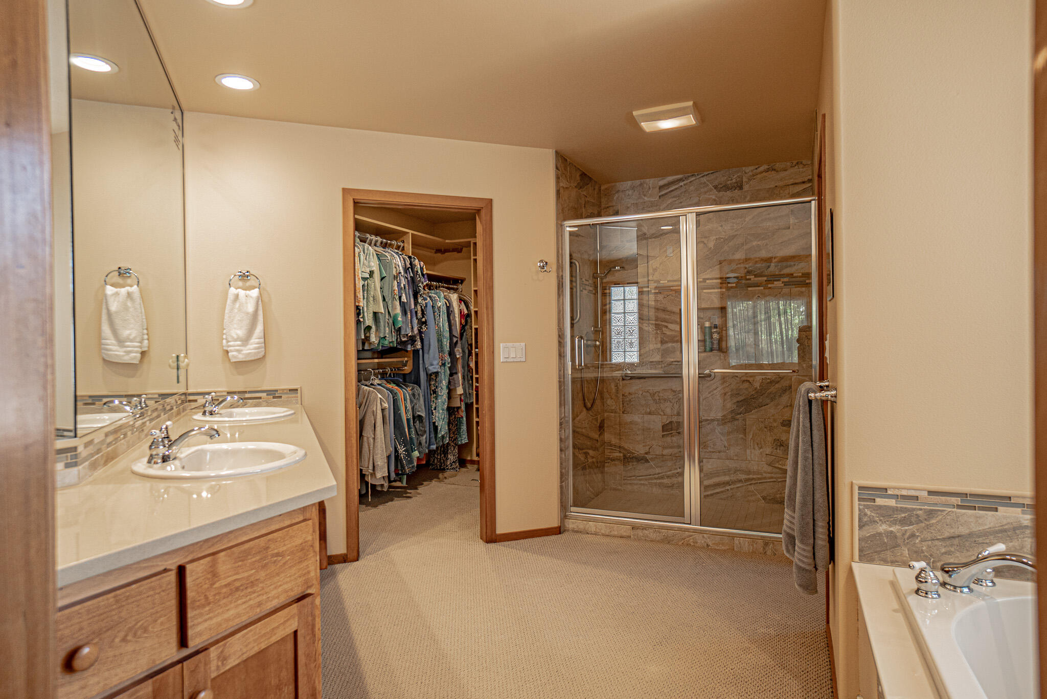 Larson Creek Estates Phases 1And 2 - Residential