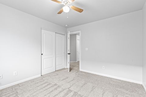 Tiny photo for 14 Scholarship Way, Medford, OR 97501 (MLS # 220213570)