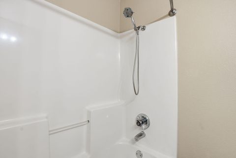 Tiny photo for 3302 SW Reindeer Avenue, Redmond, OR 97756 (MLS # 220217059)