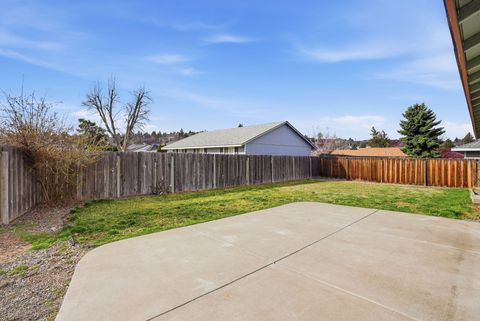 Tiny photo for 3302 SW Reindeer Avenue, Redmond, OR 97756 (MLS # 220217059)