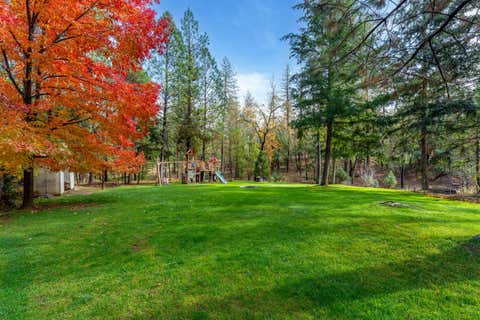 Tiny photo for 300 Dunlap Road, Jacksonville, OR 97530 (MLS # 220226774)