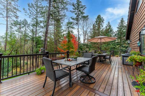 Tiny photo for 300 Dunlap Road, Jacksonville, OR 97530 (MLS # 220226774)