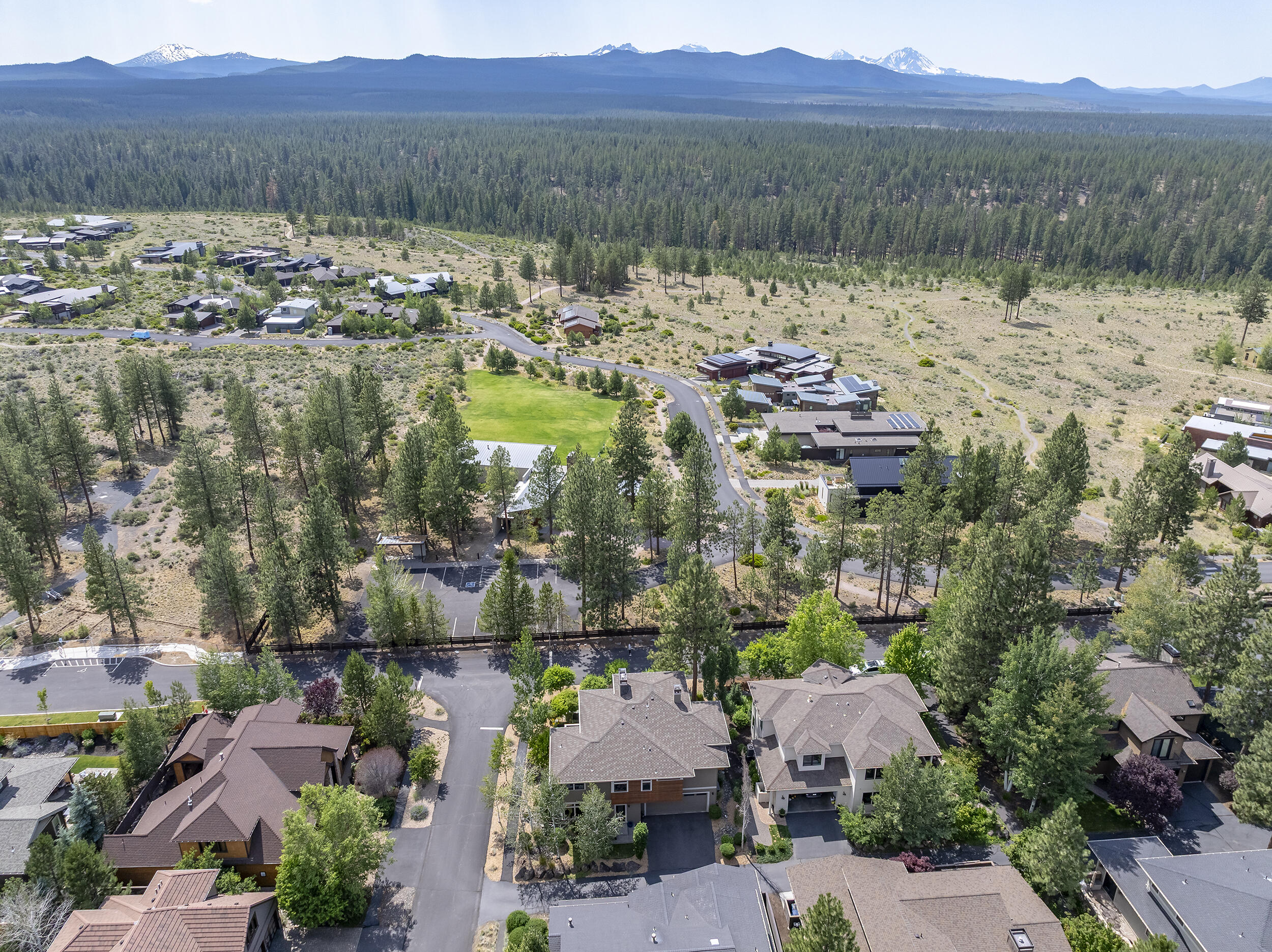 Three Pines - Residential