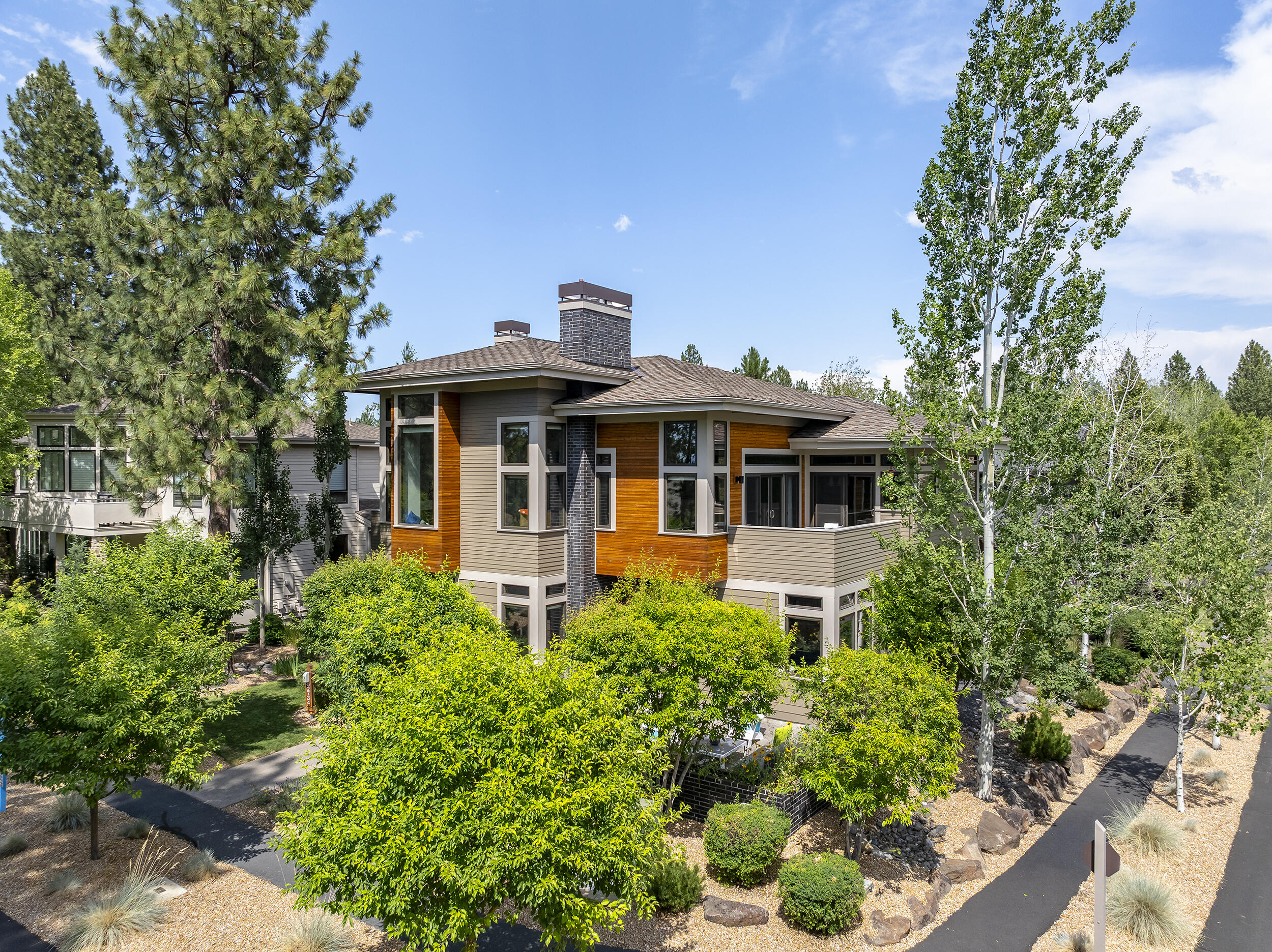 Three Pines - Residential