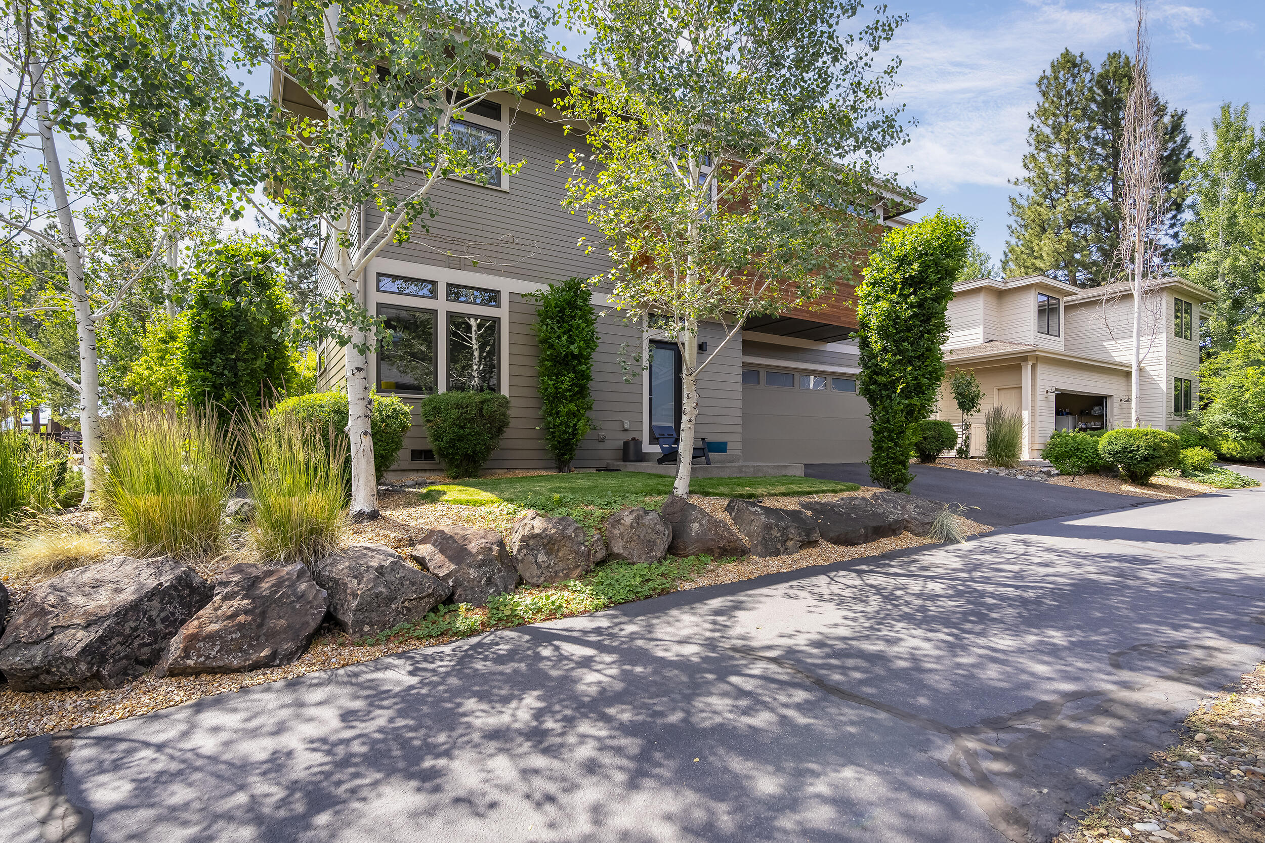 Three Pines - Residential