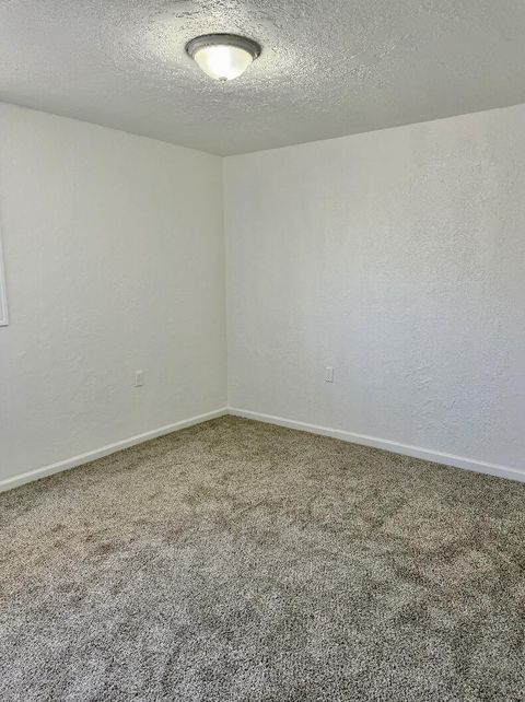 Tiny photo for 596 SW Madison St, Madras, OR 97741 (MLS # 220220061)