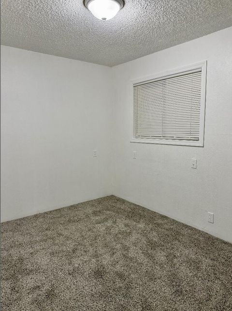 Tiny photo for 596 SW Madison St, Madras, OR 97741 (MLS # 220220061)