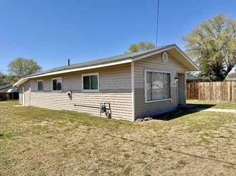 Tiny photo for 596 SW Madison St, Madras, OR 97741 (MLS # 220220061)