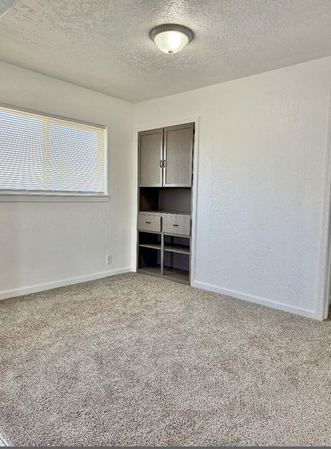 Tiny photo for 596 SW Madison St, Madras, OR 97741 (MLS # 220220061)