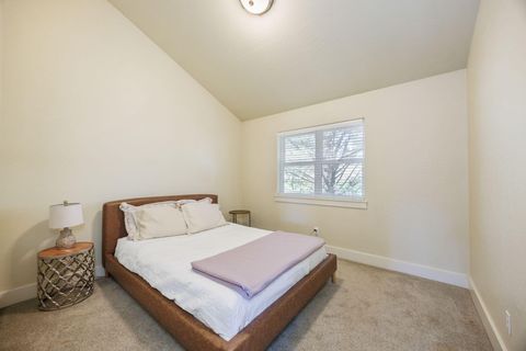 Tiny photo for 2101 Dead Indian Memorial Road, Ashland, OR 97520 (MLS # 220213217)