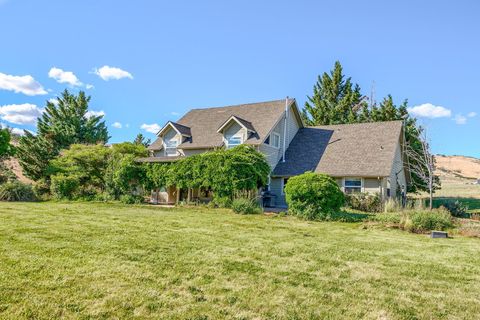 Tiny photo for 2101 Dead Indian Memorial Road, Ashland, OR 97520 (MLS # 220213217)
