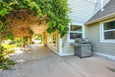 Tiny photo for 2101 Dead Indian Memorial Road, Ashland, OR 97520 (MLS # 220213217)