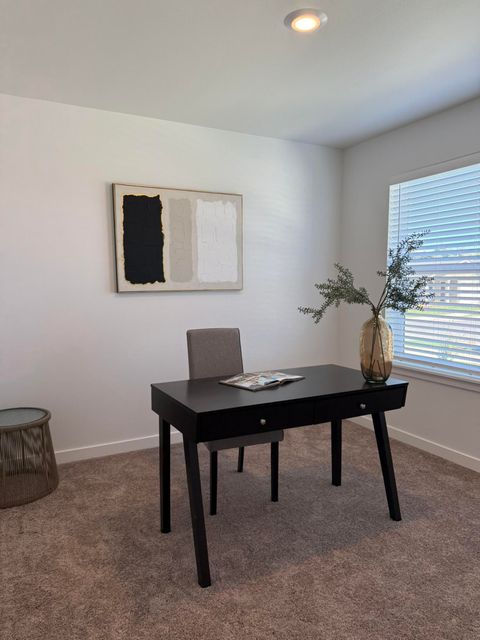 Tiny photo for 603 NE Arnold Street #175, Madras, OR 97741 (MLS # 220212805)