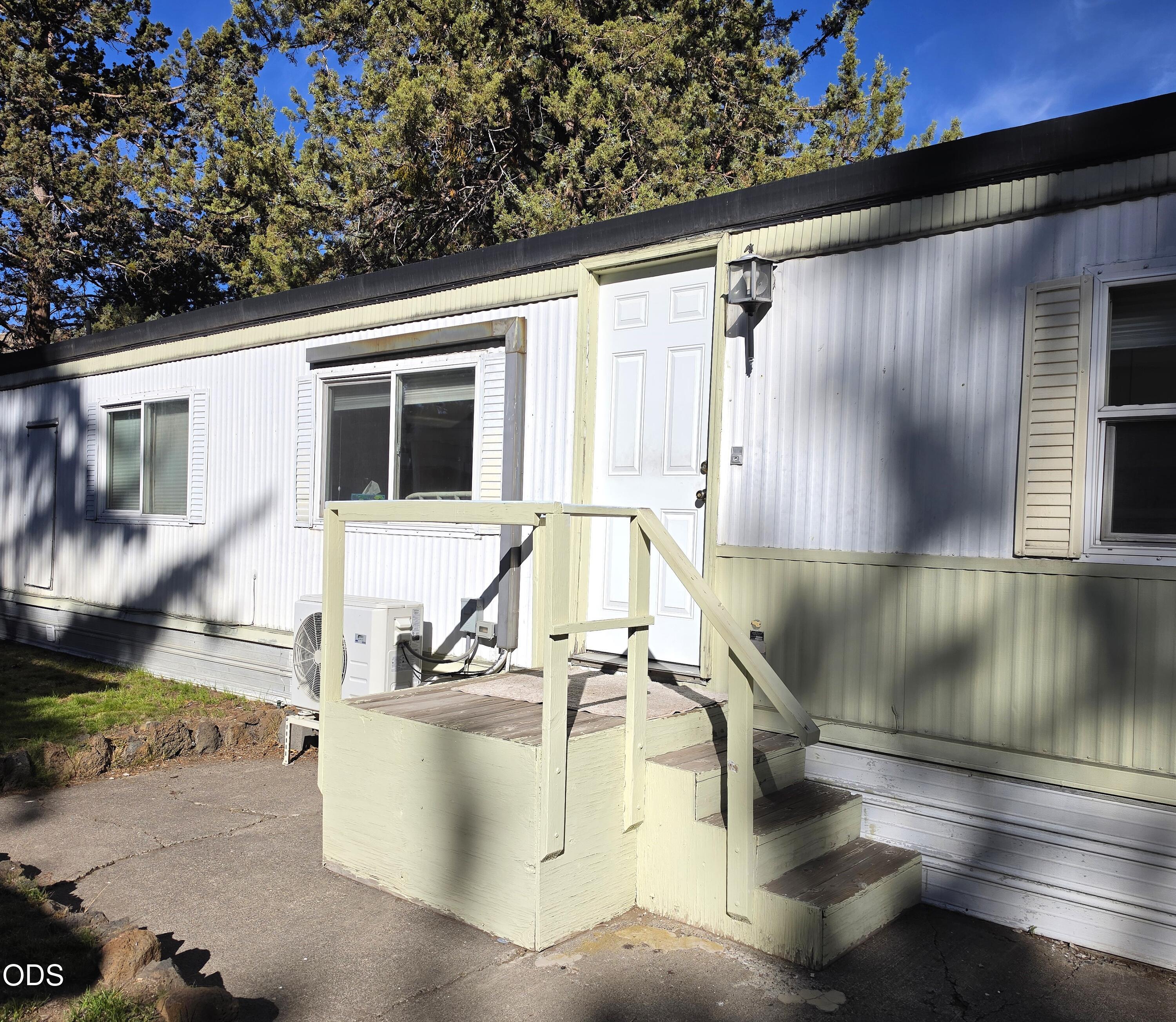 2200 NE Highway 20 UNIT 9