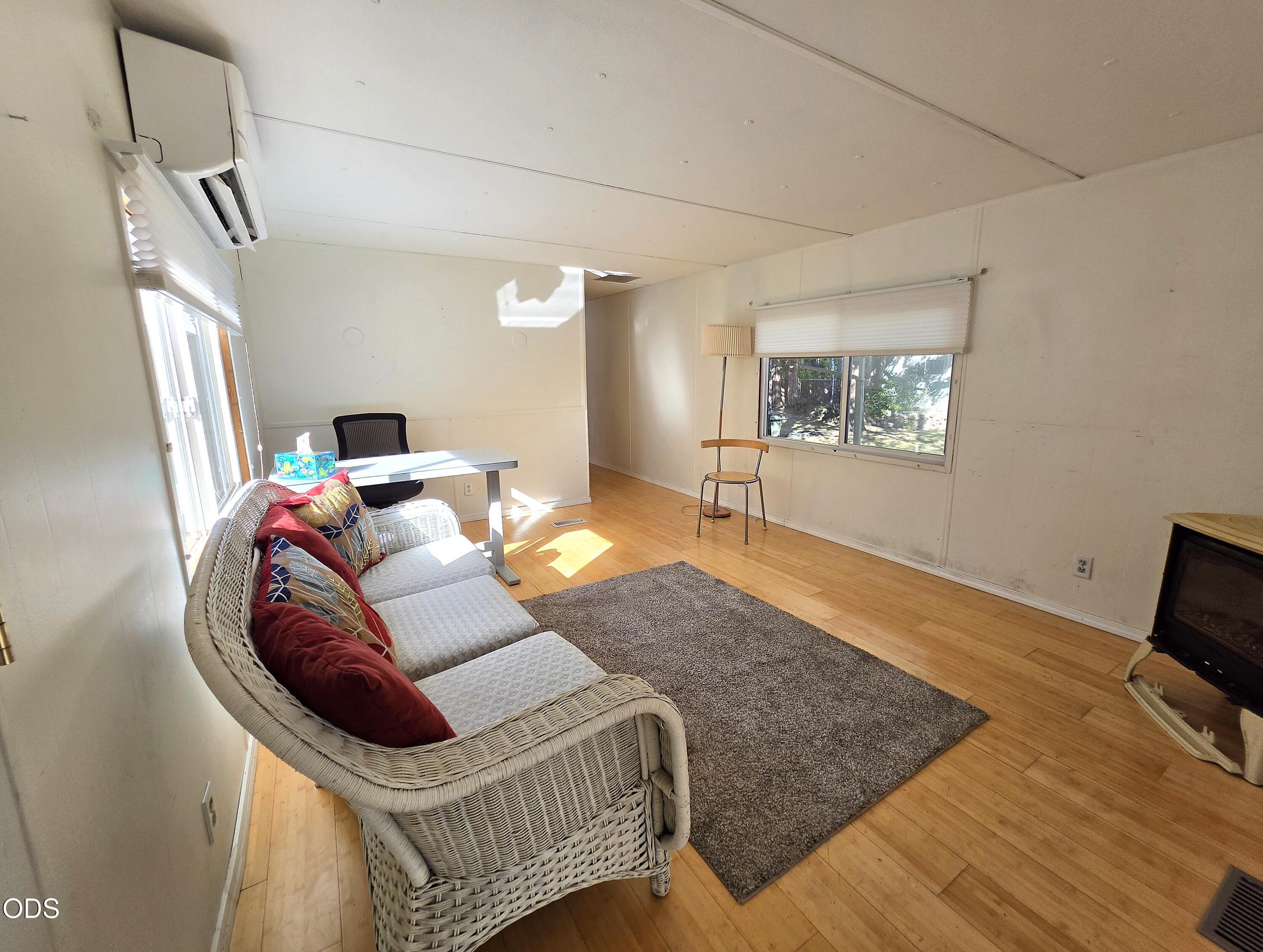 2200 NE Highway 20 UNIT 9