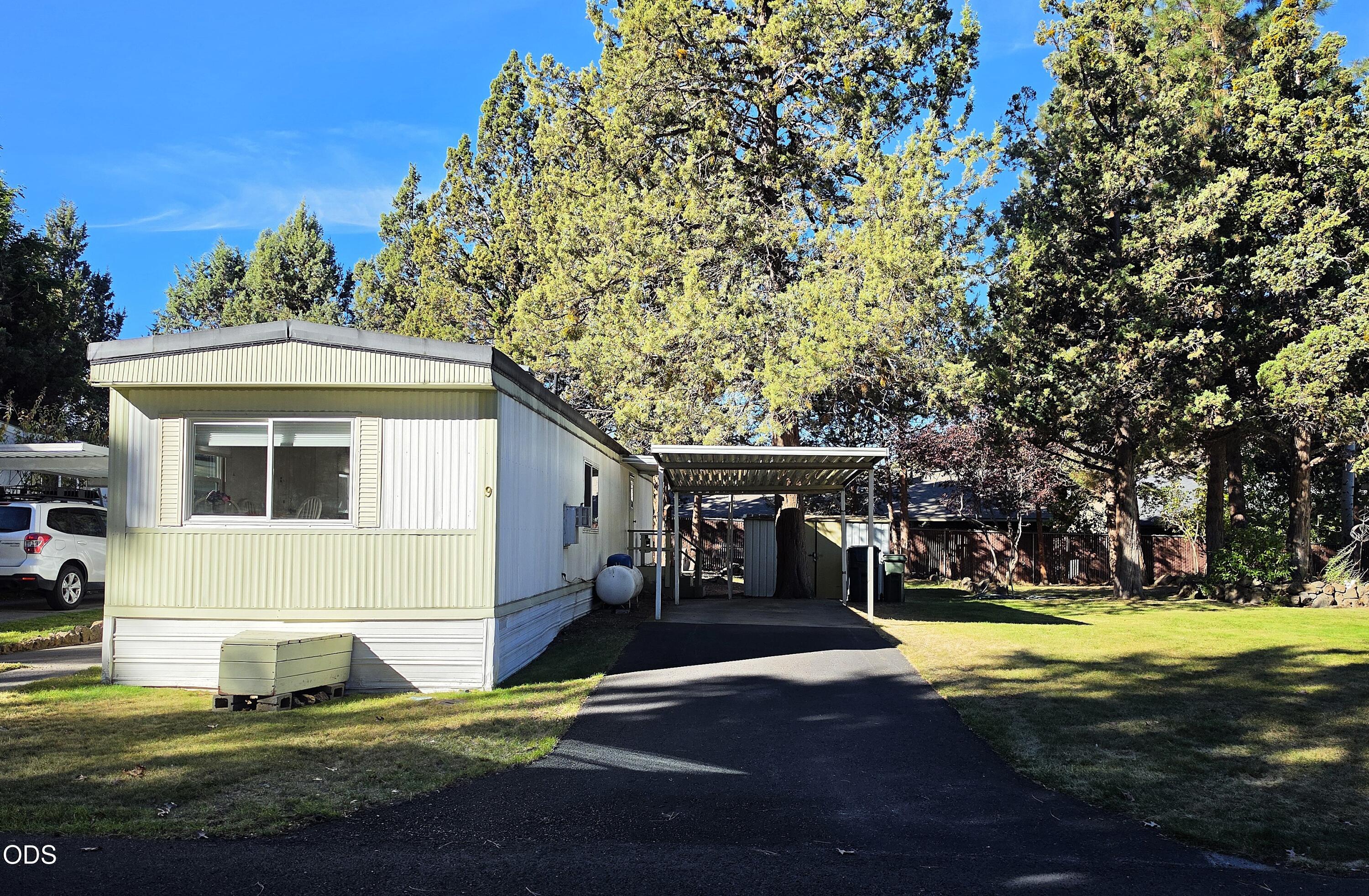 2200 NE Highway 20 UNIT 9