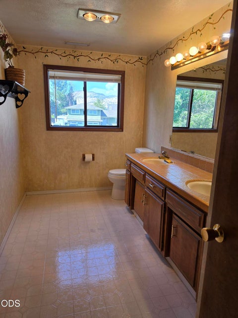 Tiny photo for 7116 Verda Vista Place, Klamath Falls, OR 97603 (MLS # 220226724)