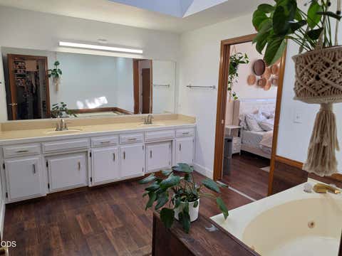 Tiny photo for 7116 Verda Vista Place, Klamath Falls, OR 97603 (MLS # 220226724)