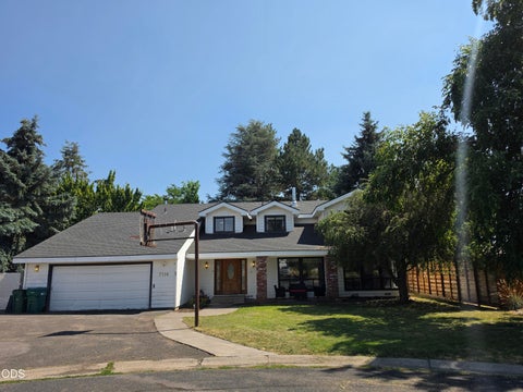 Tiny photo for 7116 Verda Vista Place, Klamath Falls, OR 97603 (MLS # 220226724)