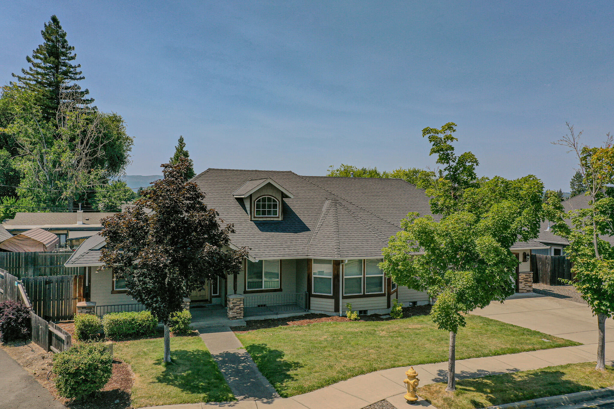 Lynne Anne Estate - Residential