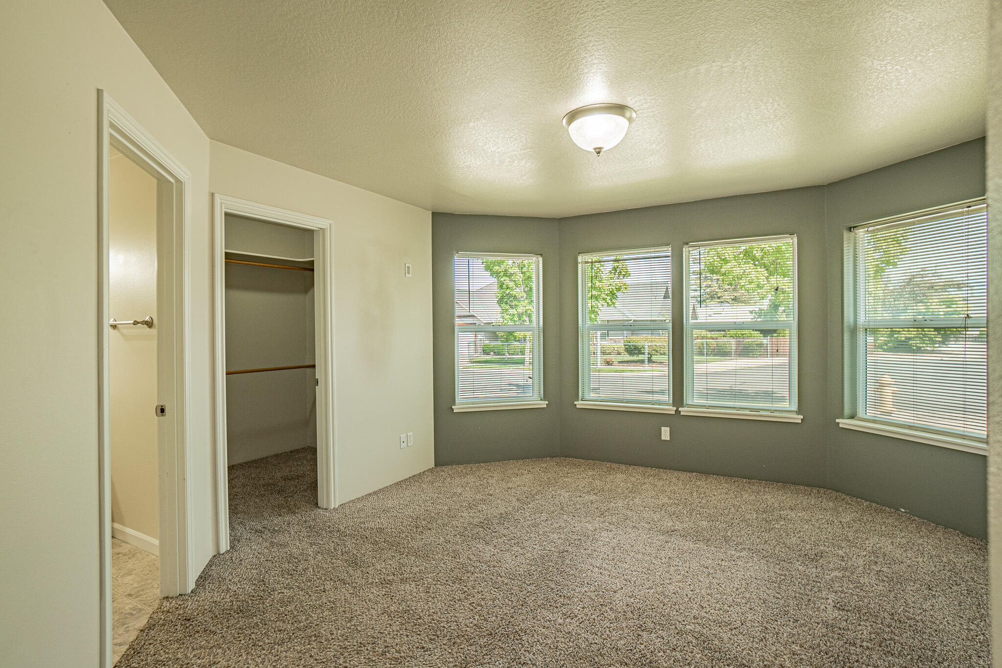 Lynne Anne Estate - Residential