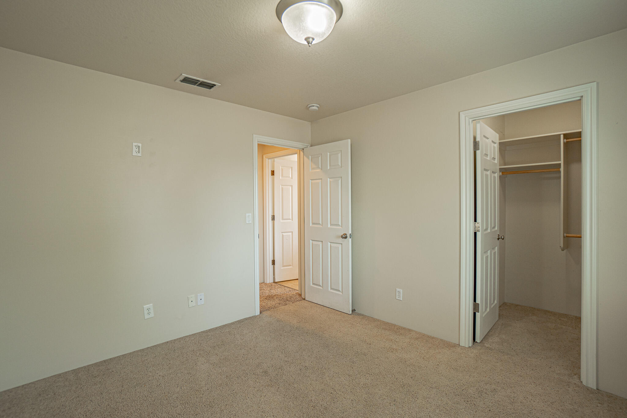 Lynne Anne Estate - Residential