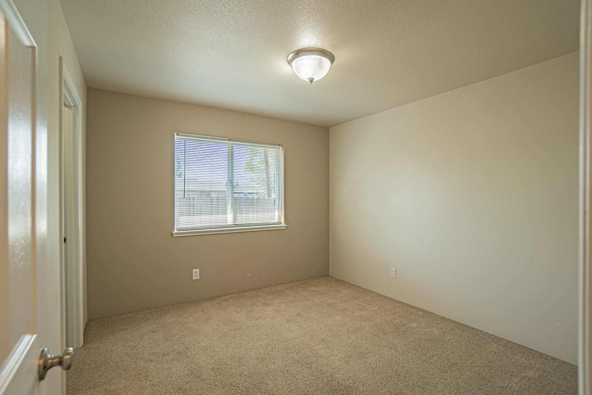 Lynne Anne Estate - Residential