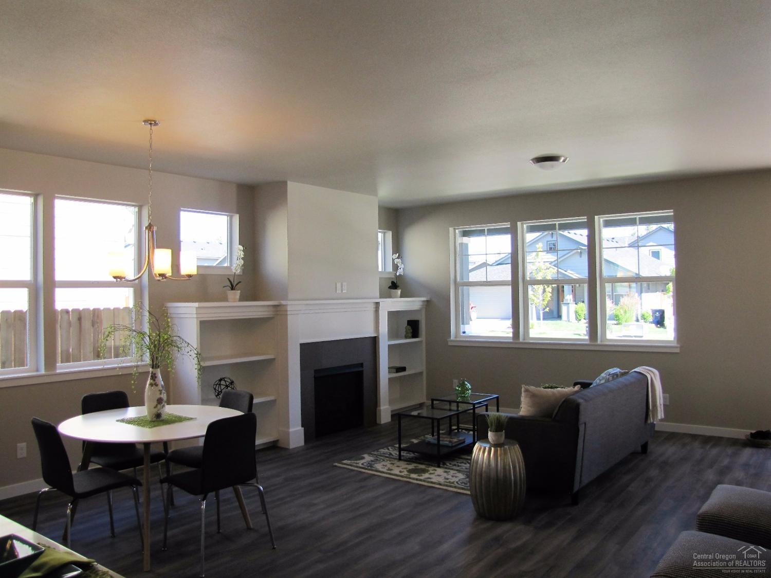 Reed Pointe - Residential