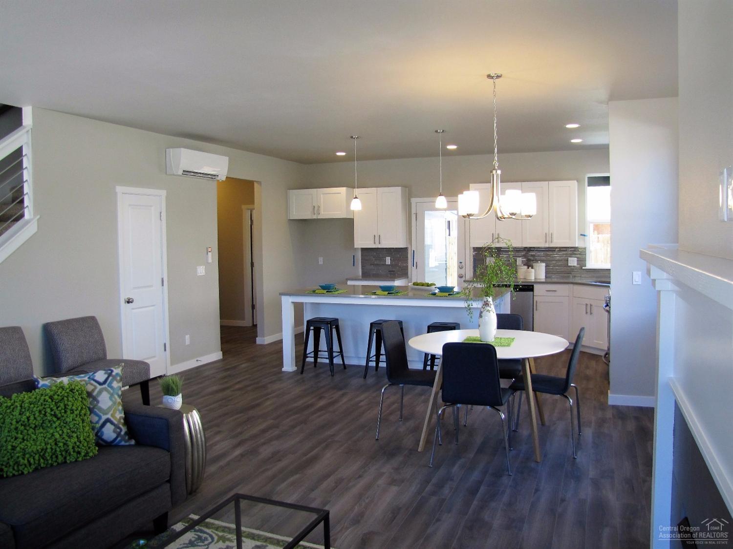 Reed Pointe - Residential