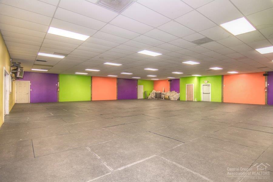 CLAB - Commercial Sale