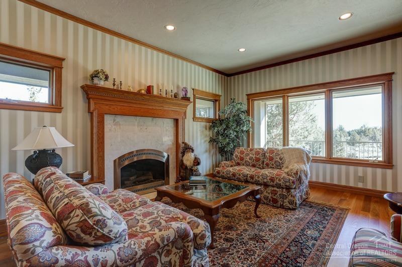 Mtn View Estate - Residential