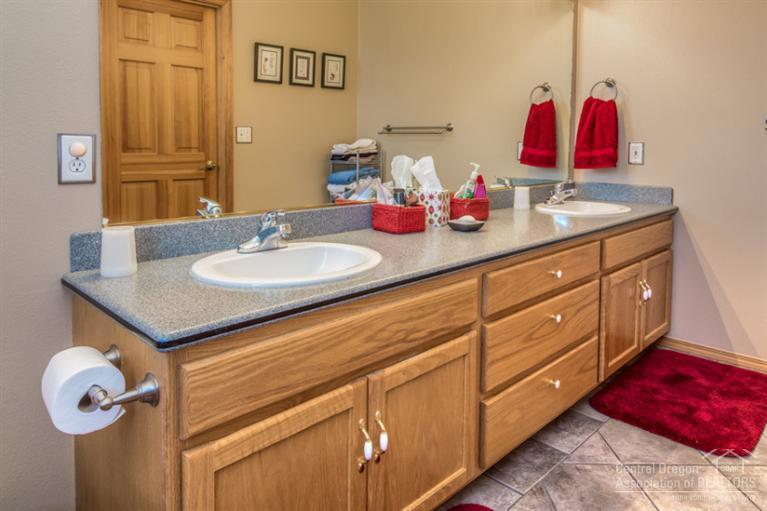 The Summit - Residential