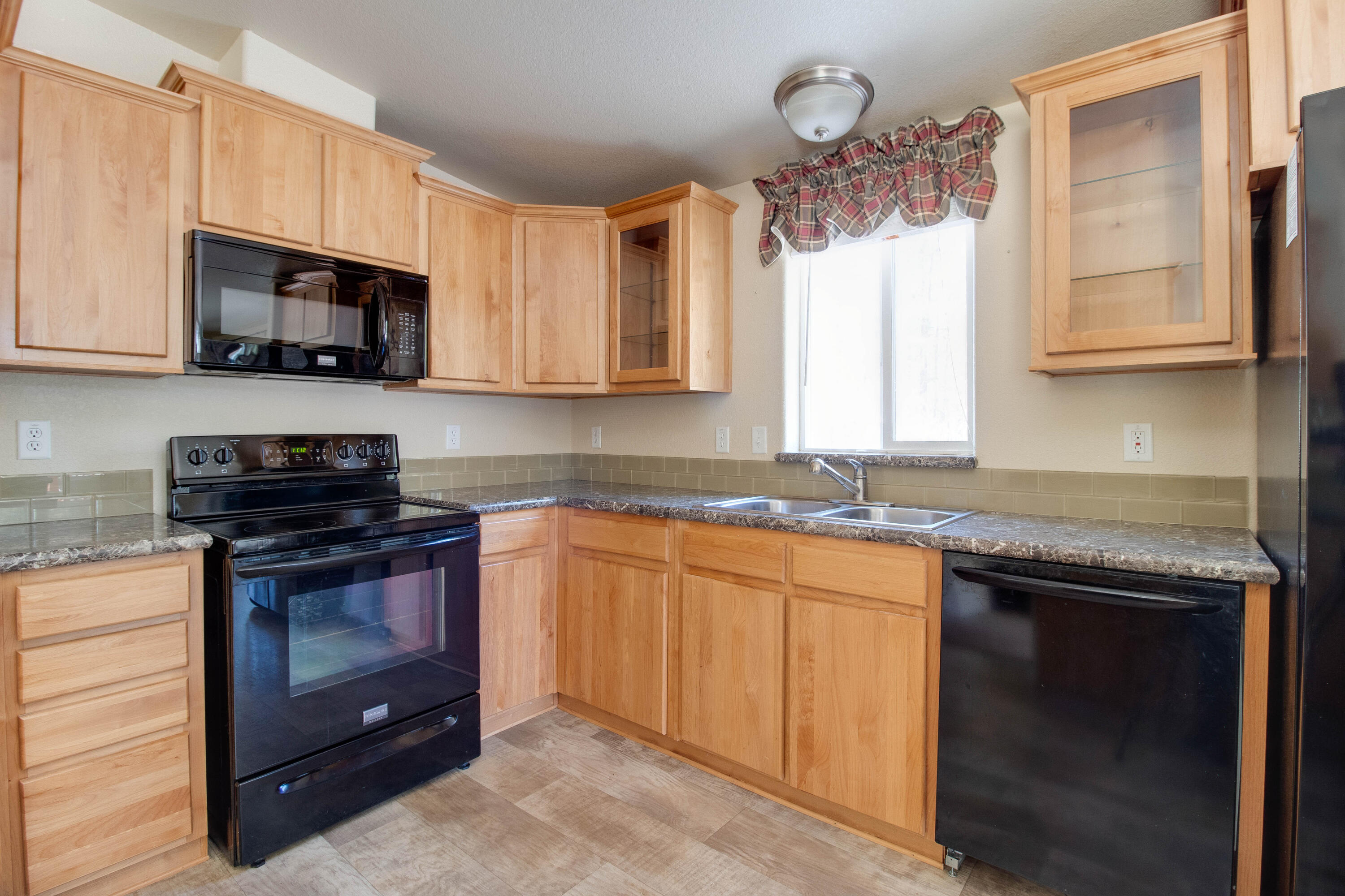 Sun Forest Estates - Residential