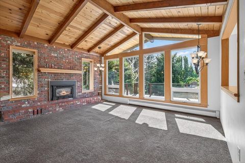 Tiny photo for 1568 Angelcrest Drive, Medford, OR 97504 (MLS # 220221322)
