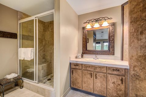 Tiny photo for 19717 Mount Bachelor Drive #UNIT 617, Bend, OR 97702 (MLS # 220213809)