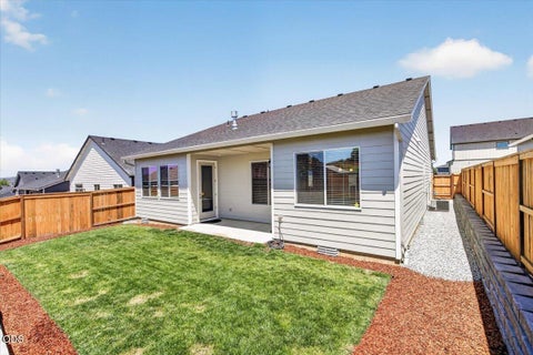 Tiny photo for 106 Valemont Drive, Eagle Point, OR 97524 (MLS # 220223244)