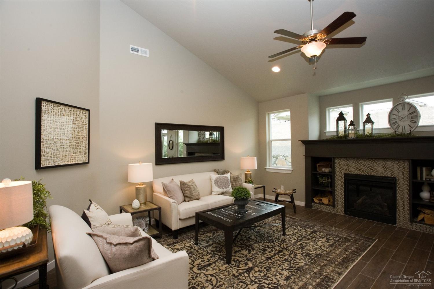 Summit Crest - Residential