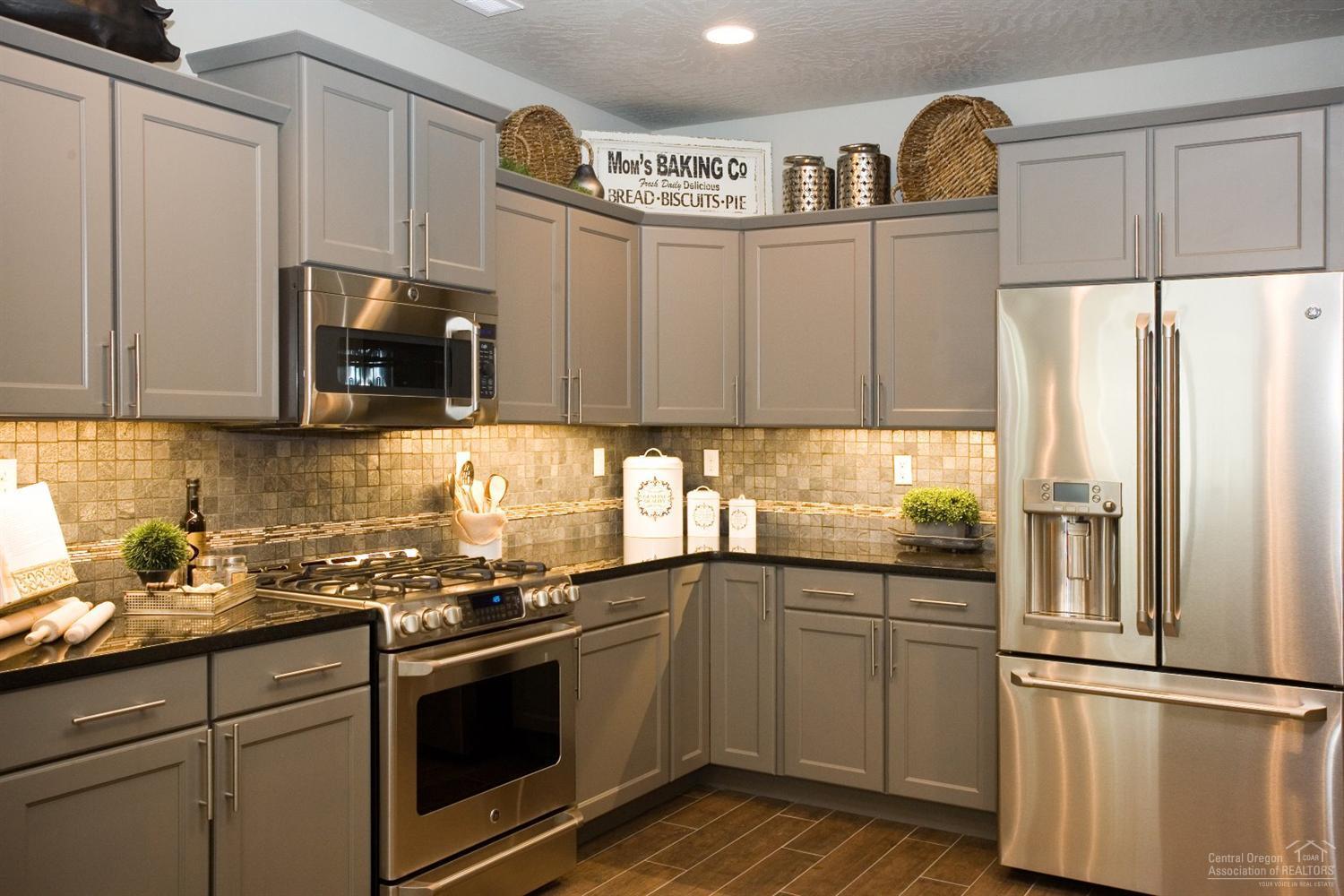 Summit Crest - Residential