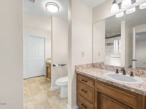 Tiny photo for 3826 La Marada Way, Klamath Falls, OR 97603 (MLS # 220227273)