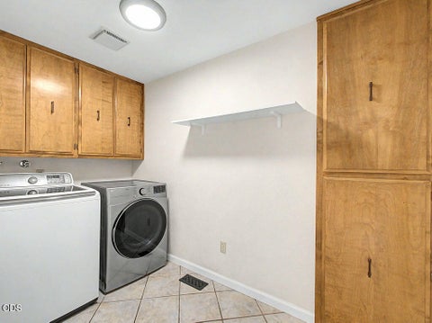 Tiny photo for 3826 La Marada Way, Klamath Falls, OR 97603 (MLS # 220227273)