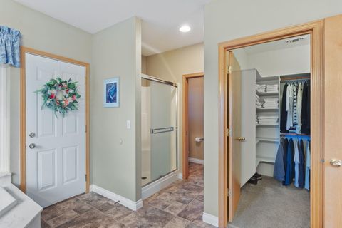 Tiny photo for 1116 Cashmere Drive, Grants Pass, OR 97527 (MLS # 220215016)