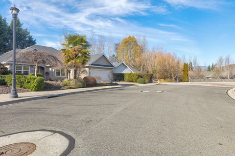 Tiny photo for 1116 Cashmere Drive, Grants Pass, OR 97527 (MLS # 220215016)