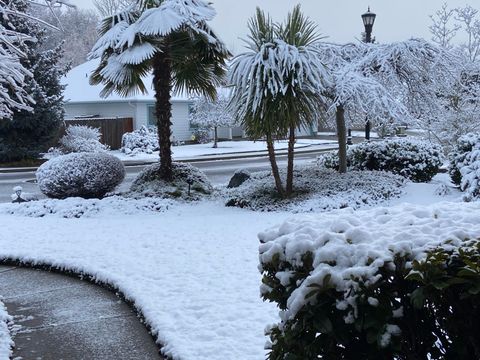 Tiny photo for 1116 Cashmere Drive, Grants Pass, OR 97527 (MLS # 220215016)