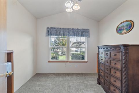 Tiny photo for 1116 Cashmere Drive, Grants Pass, OR 97527 (MLS # 220215016)
