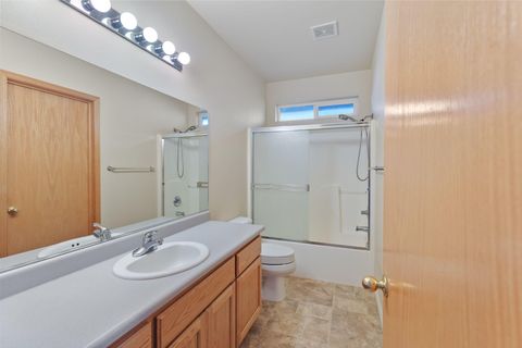 Tiny photo for 1116 Cashmere Drive, Grants Pass, OR 97527 (MLS # 220215016)