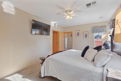 Tiny photo for 1116 Cashmere Drive, Grants Pass, OR 97527 (MLS # 220215016)