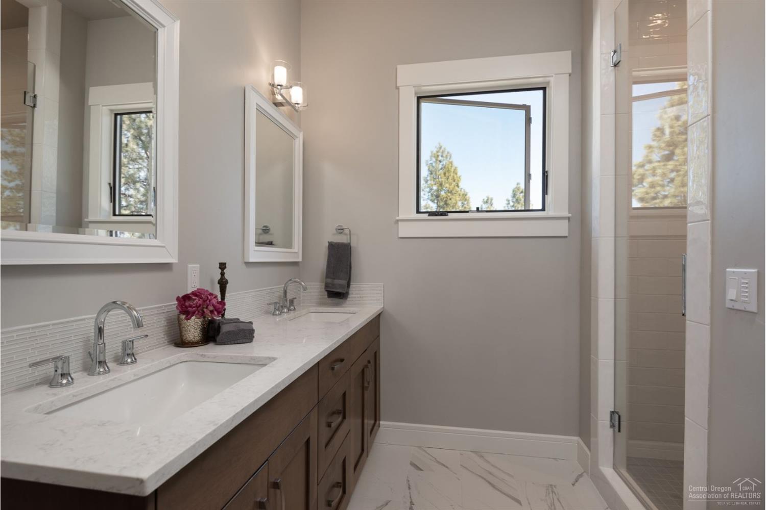 Awbrey Butte - Residential