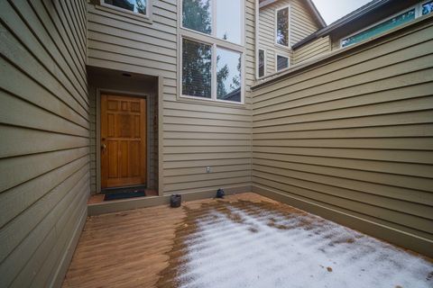 Tiny photo for 17675 Bittern Lane #19, Sunriver, OR 97707 (MLS # 220214069)